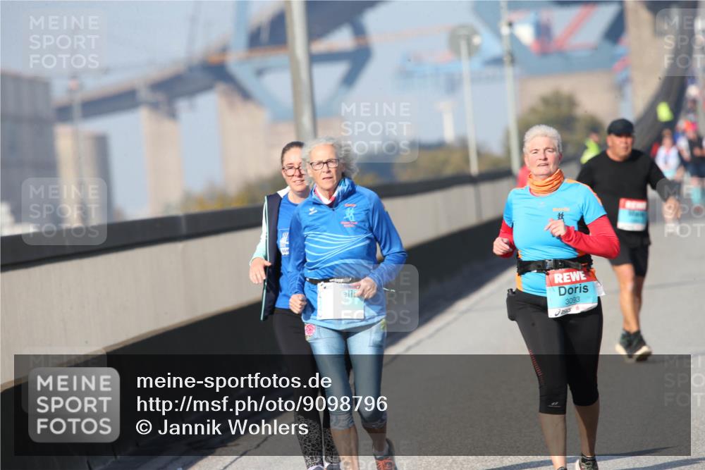 03.10.2025 - Köhlbrandbrückenlauf Jannik Wohlers http://msf.ph/oto/9098796 03.10.2025 10:24:01 Position 3 3093 meine-sportfotos.de