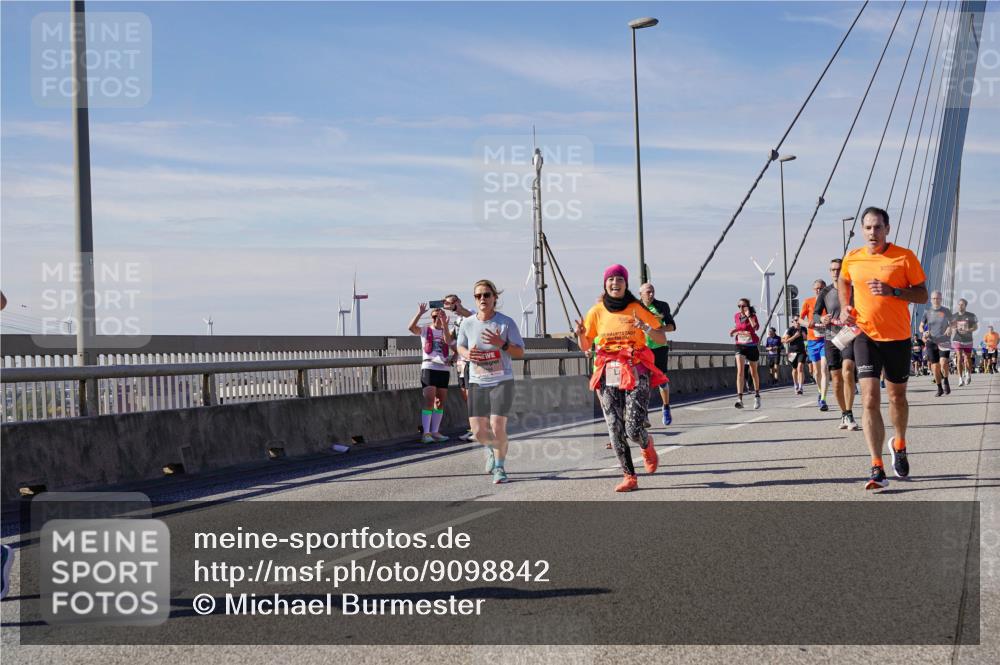 03.10.2025 - Köhlbrandbrückenlauf Michael Burmester http://msf.ph/oto/9098842 03.10.2025 12:45:12 Position 2  meine-sportfotos.de