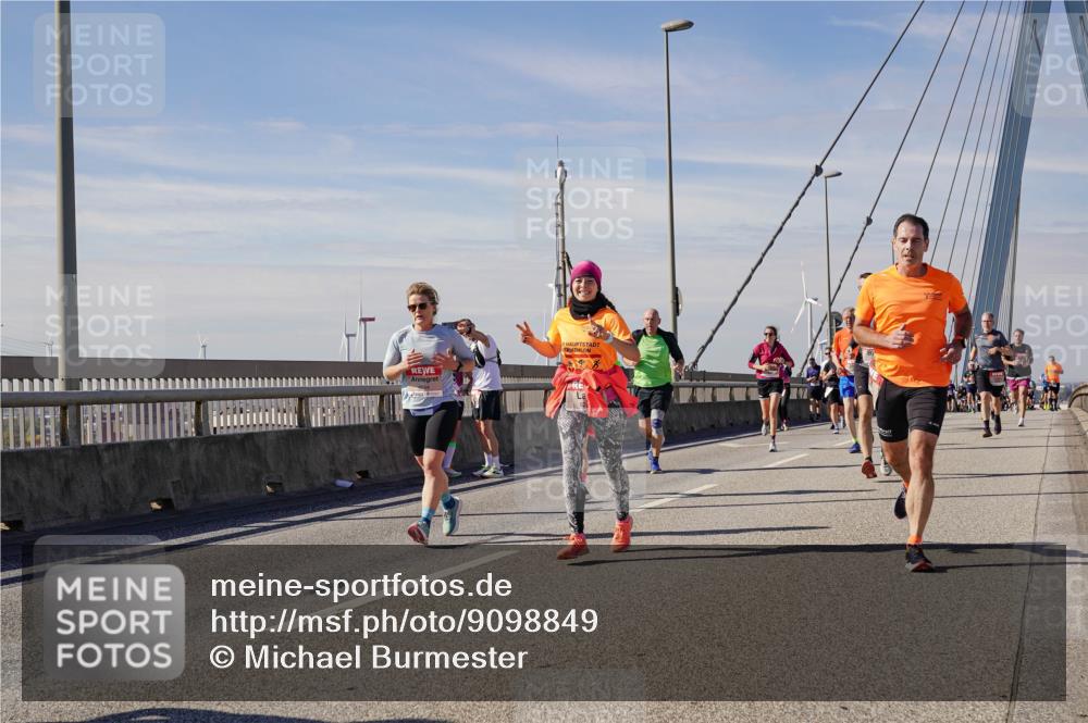 03.10.2025 - Köhlbrandbrückenlauf Michael Burmester http://msf.ph/oto/9098849 03.10.2025 12:45:12 Position 2  meine-sportfotos.de