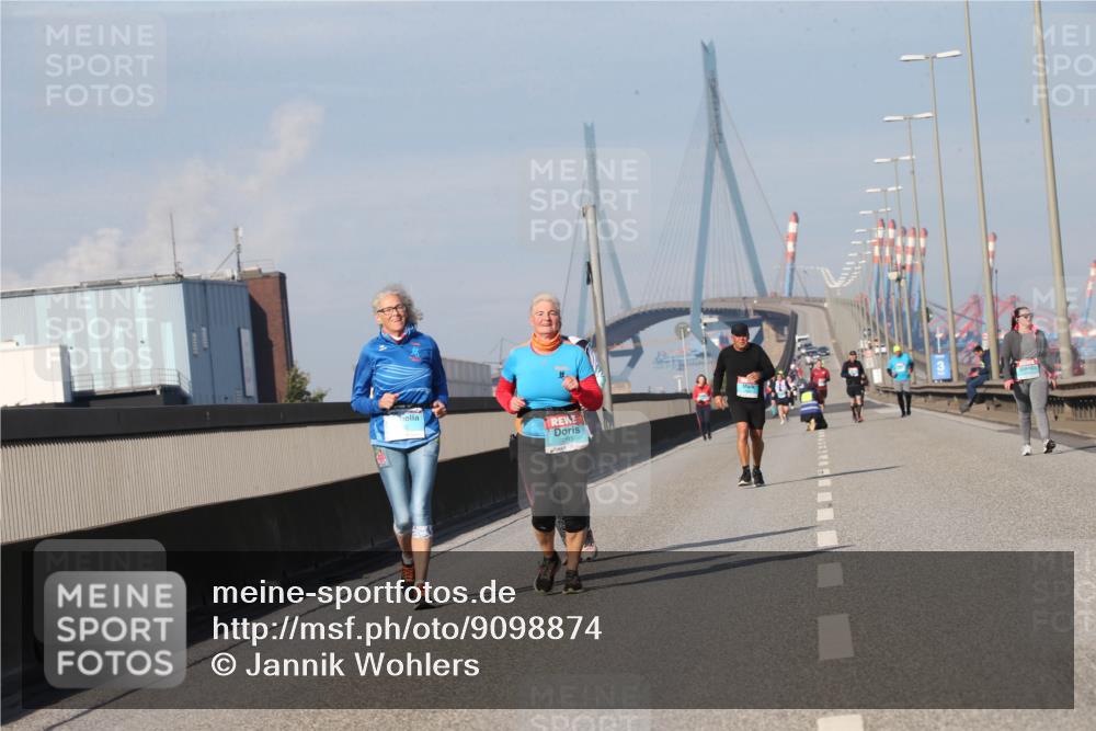 03.10.2025 - Köhlbrandbrückenlauf Jannik Wohlers http://msf.ph/oto/9098874 03.10.2025 10:24:09 Position 3  meine-sportfotos.de