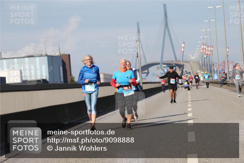 03.10.2025 - Köhlbrandbrückenlauf Jannik Wohlers http://msf.ph/oto/9098888 03.10.2025 10:24:09 Position 3 3093 meine-sportfotos.de