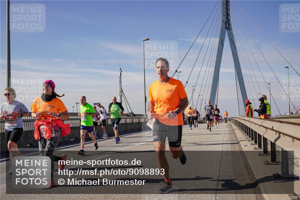 03.10.2025 - Köhlbrandbrückenlauf Michael Burmester http://msf.ph/oto/9098893 03.10.2025 12:45:13 Position 2  meine-sportfotos.de