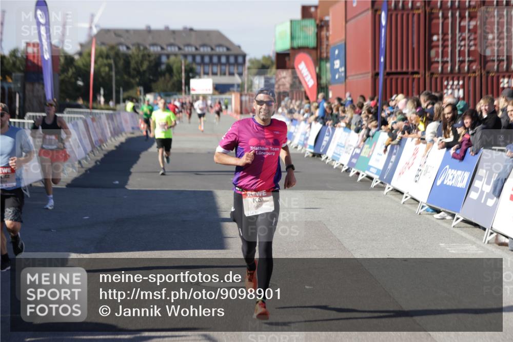 03.10.2025 - Köhlbrandbrückenlauf Jannik Wohlers http://msf.ph/oto/9098901 03.10.2025 12:56:31 Ziel 4028, 4054, 4096, 4166, 4170, 4231, 4478, 6266, 6408, 6769 meine-sportfotos.de
