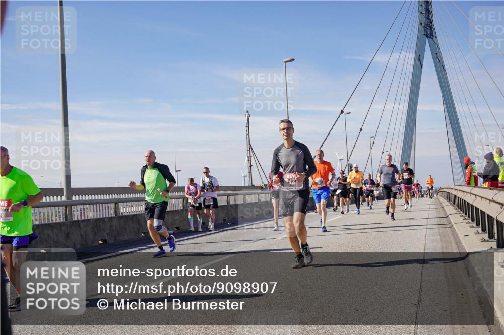 03.10.2025 - Köhlbrandbrückenlauf Michael Burmester http://msf.ph/oto/9098907 03.10.2025 12:45:15 Position 2  meine-sportfotos.de