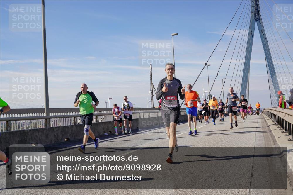 03.10.2025 - Köhlbrandbrückenlauf Michael Burmester http://msf.ph/oto/9098928 03.10.2025 12:45:15 Position 2  meine-sportfotos.de