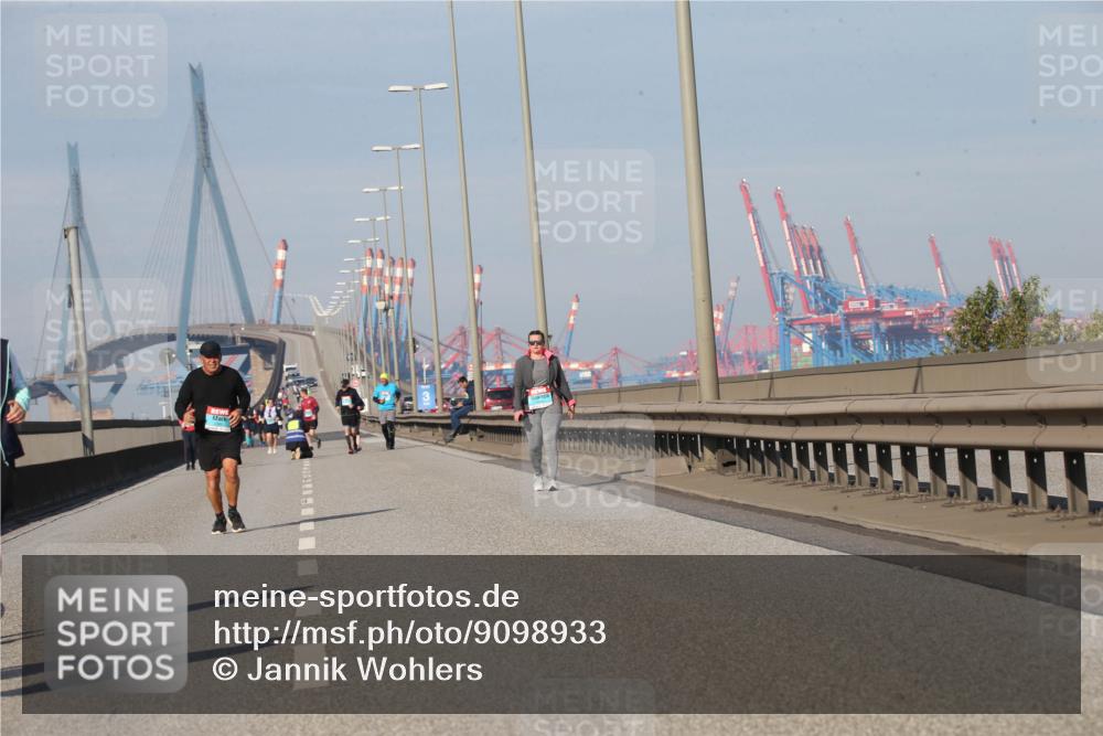 03.10.2025 - Köhlbrandbrückenlauf Jannik Wohlers http://msf.ph/oto/9098933 03.10.2025 10:24:12 Position 3  meine-sportfotos.de