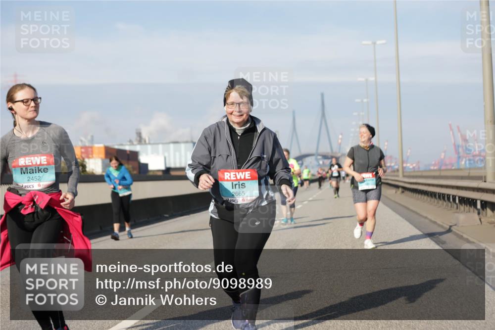 03.10.2025 - Köhlbrandbrückenlauf Jannik Wohlers http://msf.ph/oto/9098989 03.10.2025 10:20:41 Position 3 2452, 2665 meine-sportfotos.de