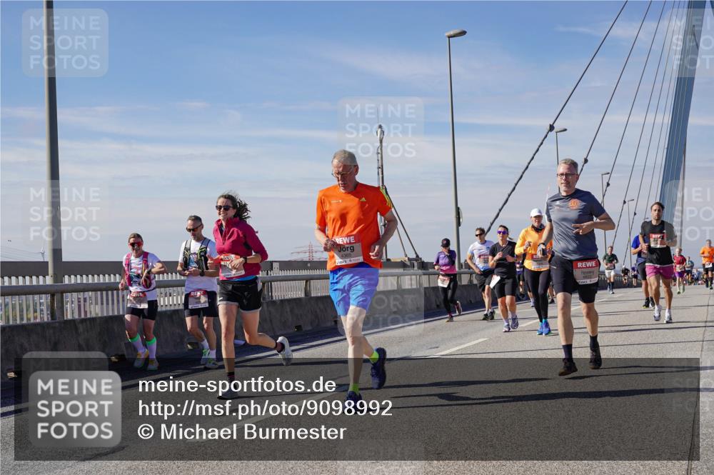 03.10.2025 - Köhlbrandbrückenlauf Michael Burmester http://msf.ph/oto/9098992 03.10.2025 12:45:17 Position 2  meine-sportfotos.de