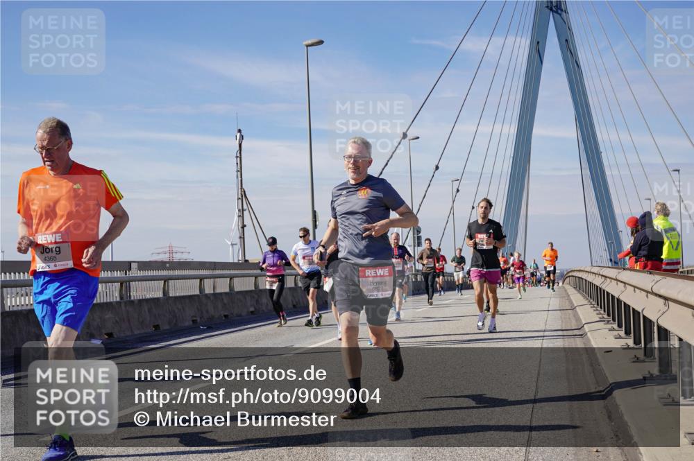 03.10.2025 - Köhlbrandbrückenlauf Michael Burmester http://msf.ph/oto/9099004 03.10.2025 12:45:18 Position 2 4365, 6822 meine-sportfotos.de