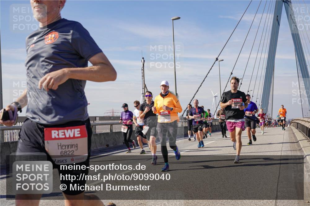 03.10.2025 - Köhlbrandbrückenlauf Michael Burmester http://msf.ph/oto/9099040 03.10.2025 12:45:19 Position 2 6822 meine-sportfotos.de