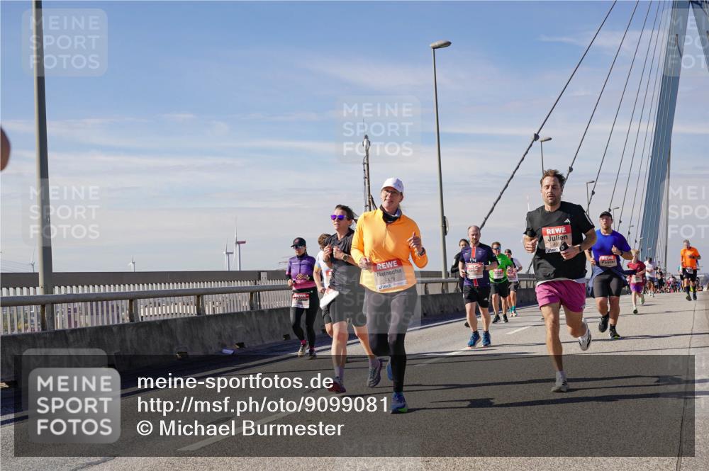 03.10.2025 - Köhlbrandbrückenlauf Michael Burmester http://msf.ph/oto/9099081 03.10.2025 12:45:19 Position 2 4479 meine-sportfotos.de