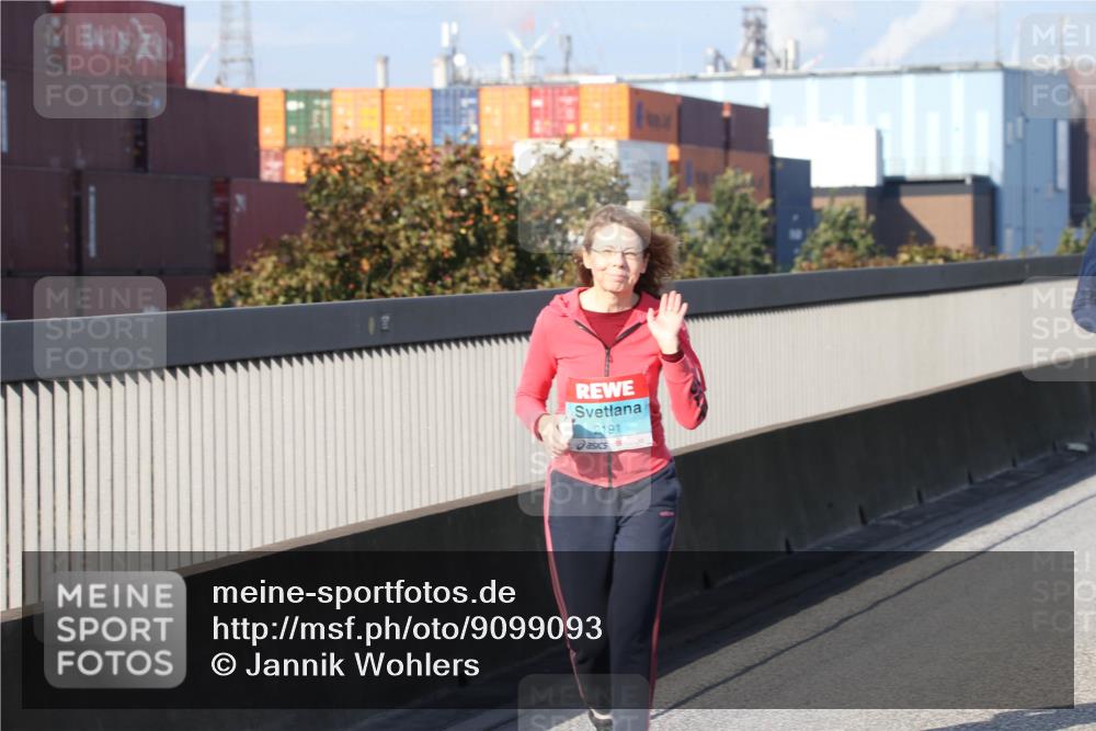 03.10.2025 - Köhlbrandbrückenlauf Jannik Wohlers http://msf.ph/oto/9099093 03.10.2025 10:25:00 Position 3 2191 meine-sportfotos.de