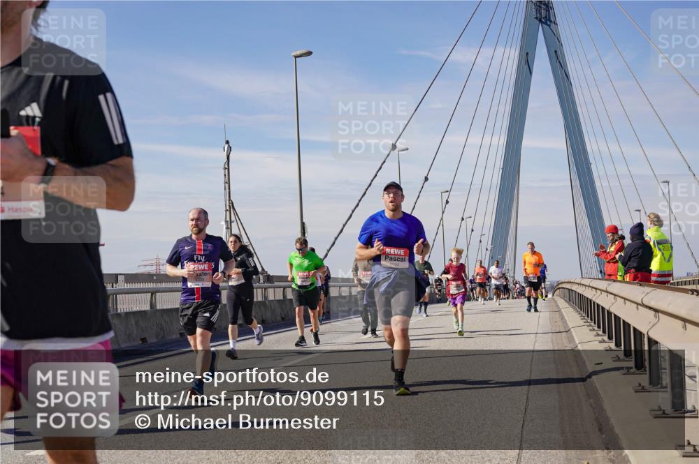 03.10.2025 - Köhlbrandbrückenlauf Michael Burmester http://msf.ph/oto/9099115 03.10.2025 12:45:21 Position 2 6034 meine-sportfotos.de