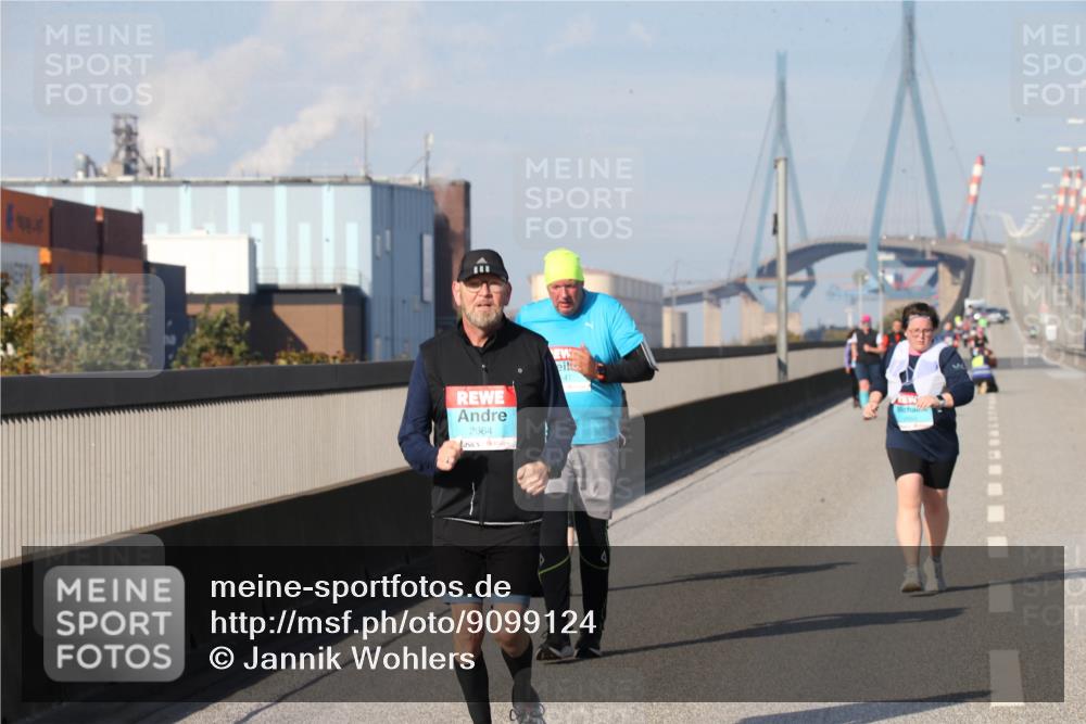 03.10.2025 - Köhlbrandbrückenlauf Jannik Wohlers http://msf.ph/oto/9099124 03.10.2025 10:25:02 Position 3 2664, 47 meine-sportfotos.de