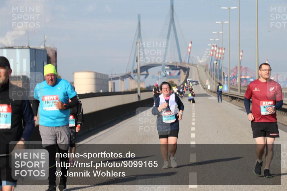 03.10.2025 - Köhlbrandbrückenlauf Jannik Wohlers http://msf.ph/oto/9099165 03.10.2025 10:25:03 Position 3 2647, 2650 meine-sportfotos.de