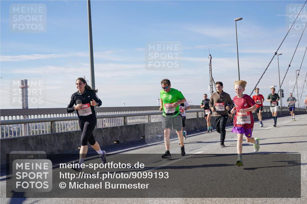 03.10.2025 - Köhlbrandbrückenlauf Michael Burmester http://msf.ph/oto/9099193 03.10.2025 12:45:24 Position 2 6764, 6056 meine-sportfotos.de
