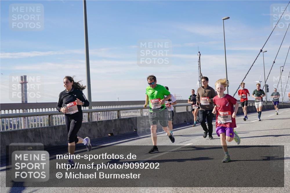 03.10.2025 - Köhlbrandbrückenlauf Michael Burmester http://msf.ph/oto/9099202 03.10.2025 12:45:24 Position 2 6764, 6056 meine-sportfotos.de