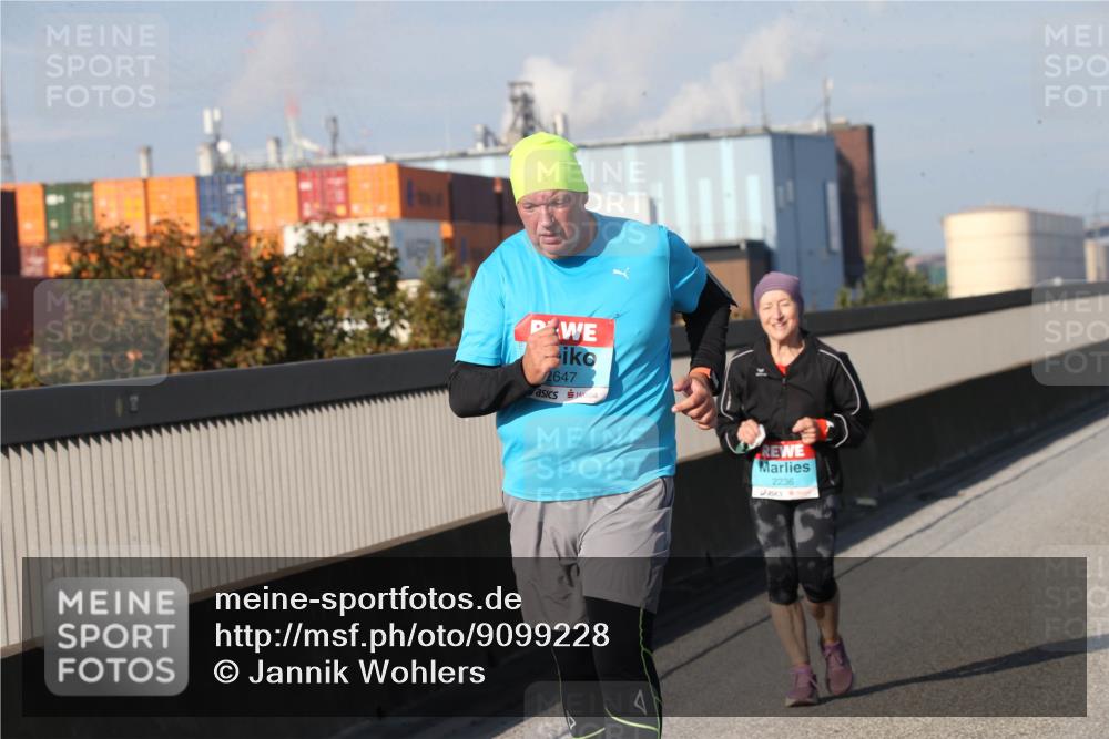 03.10.2025 - Köhlbrandbrückenlauf Jannik Wohlers http://msf.ph/oto/9099228 03.10.2025 10:25:07 Position 3 12, 2647, 2236 meine-sportfotos.de