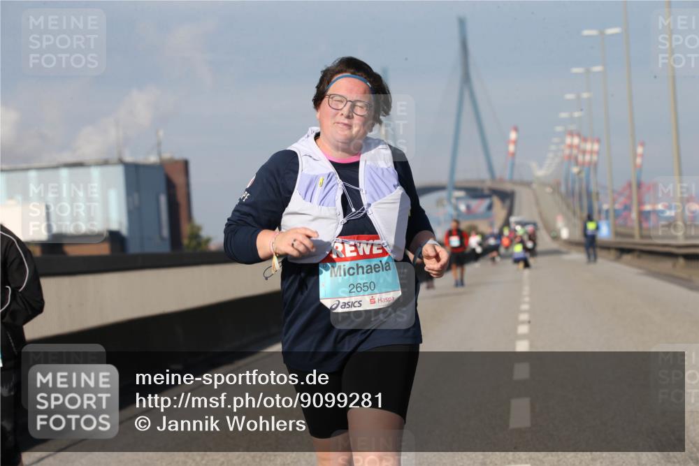 03.10.2025 - Köhlbrandbrückenlauf Jannik Wohlers http://msf.ph/oto/9099281 03.10.2025 10:25:09 Position 3 2650 meine-sportfotos.de