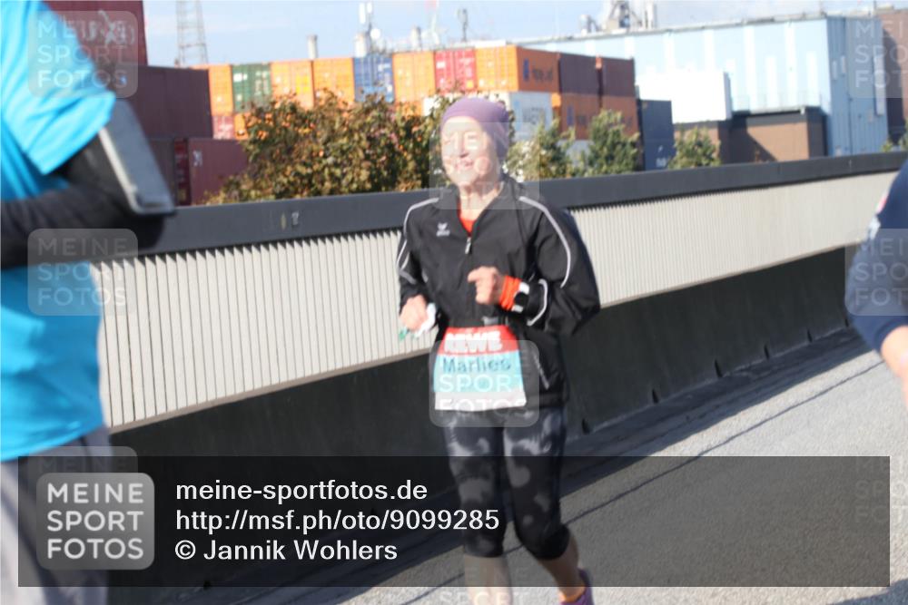 03.10.2025 - Köhlbrandbrückenlauf Jannik Wohlers http://msf.ph/oto/9099285 03.10.2025 10:25:10 Position 3 12, 2236 meine-sportfotos.de