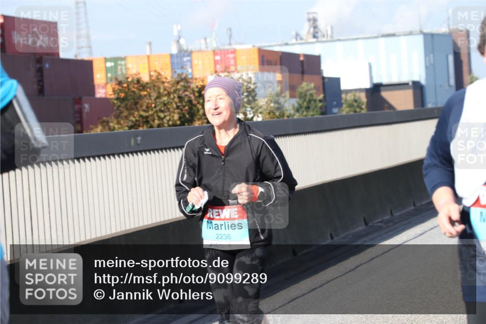 03.10.2025 - Köhlbrandbrückenlauf Jannik Wohlers http://msf.ph/oto/9099289 03.10.2025 10:25:10 Position 3 2236 meine-sportfotos.de