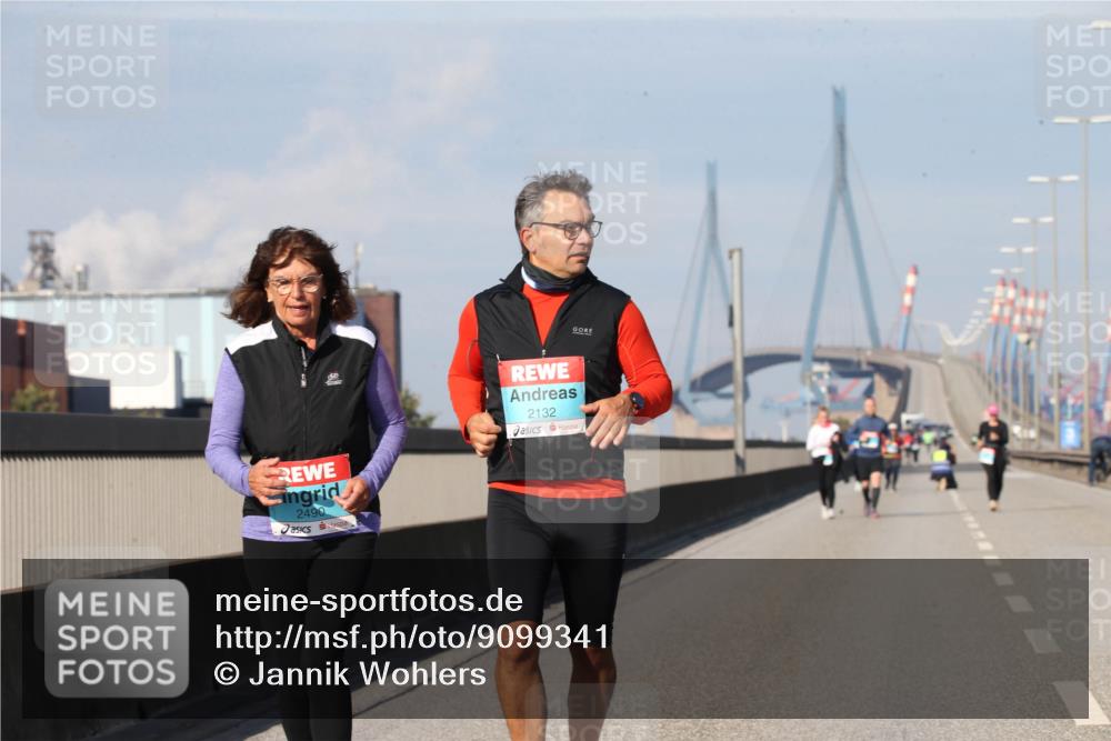 03.10.2025 - Köhlbrandbrückenlauf Jannik Wohlers http://msf.ph/oto/9099341 03.10.2025 10:25:45 Position 3 2490, 2132 meine-sportfotos.de
