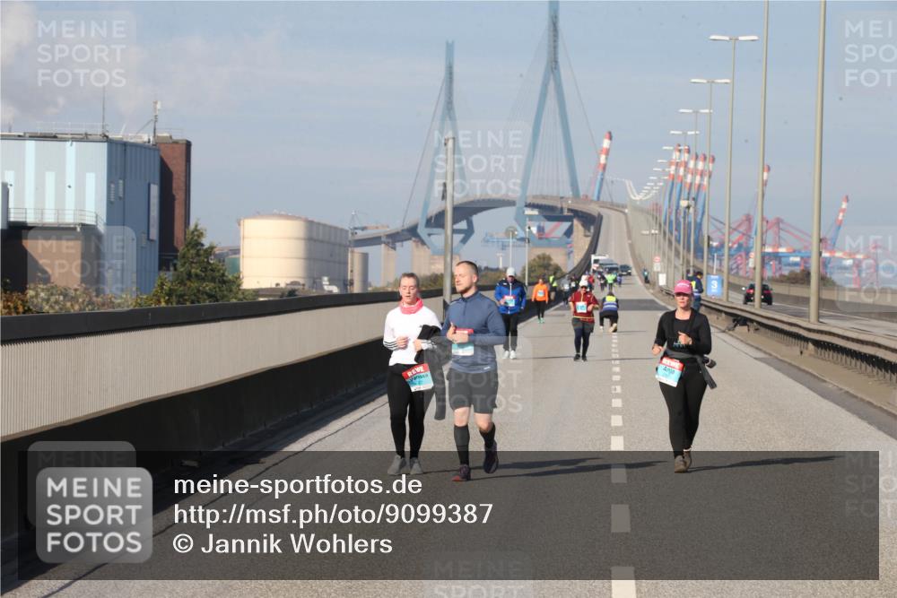 03.10.2025 - Köhlbrandbrückenlauf Jannik Wohlers http://msf.ph/oto/9099387 03.10.2025 10:26:06 Position 3  meine-sportfotos.de