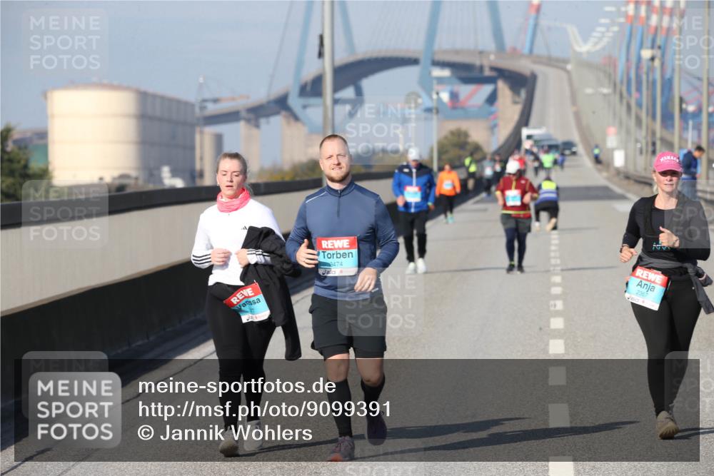 03.10.2025 - Köhlbrandbrückenlauf Jannik Wohlers http://msf.ph/oto/9099391 03.10.2025 10:26:08 Position 3 8474, 2367 meine-sportfotos.de