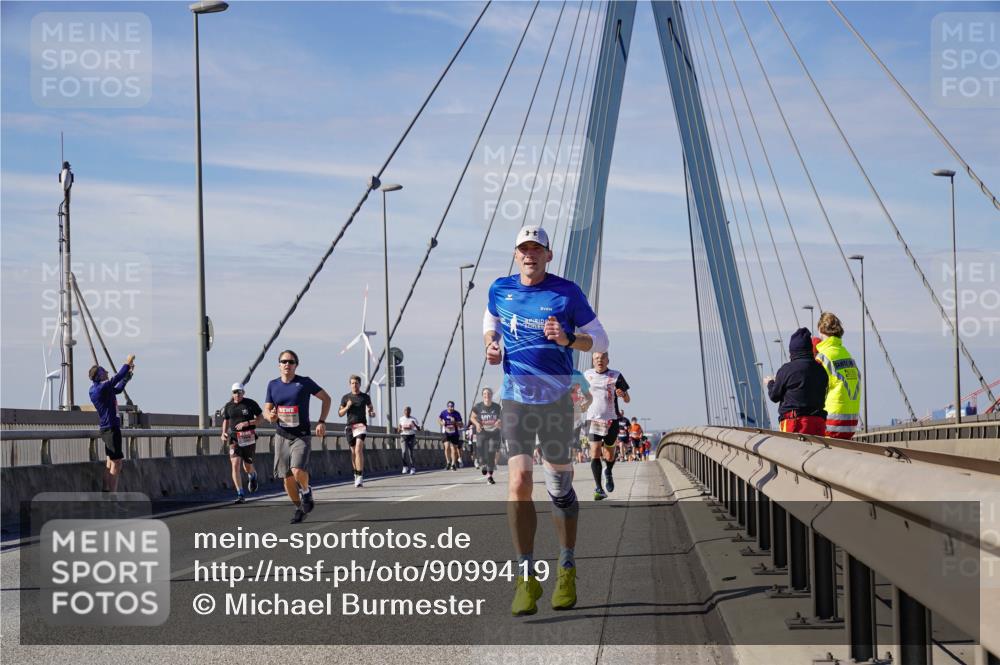 03.10.2025 - Köhlbrandbrückenlauf Michael Burmester http://msf.ph/oto/9099419 03.10.2025 12:45:34 Position 2  meine-sportfotos.de