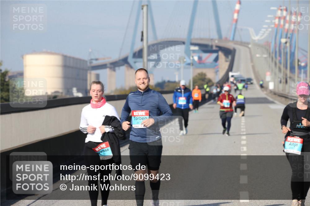 03.10.2025 - Köhlbrandbrückenlauf Jannik Wohlers http://msf.ph/oto/9099423 03.10.2025 10:26:08 Position 3 3474, 2367 meine-sportfotos.de