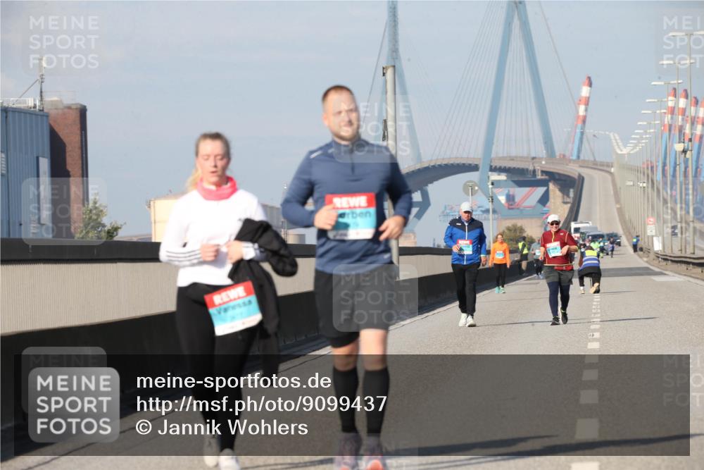 03.10.2025 - Köhlbrandbrückenlauf Jannik Wohlers http://msf.ph/oto/9099437 03.10.2025 10:26:11 Position 3  meine-sportfotos.de
