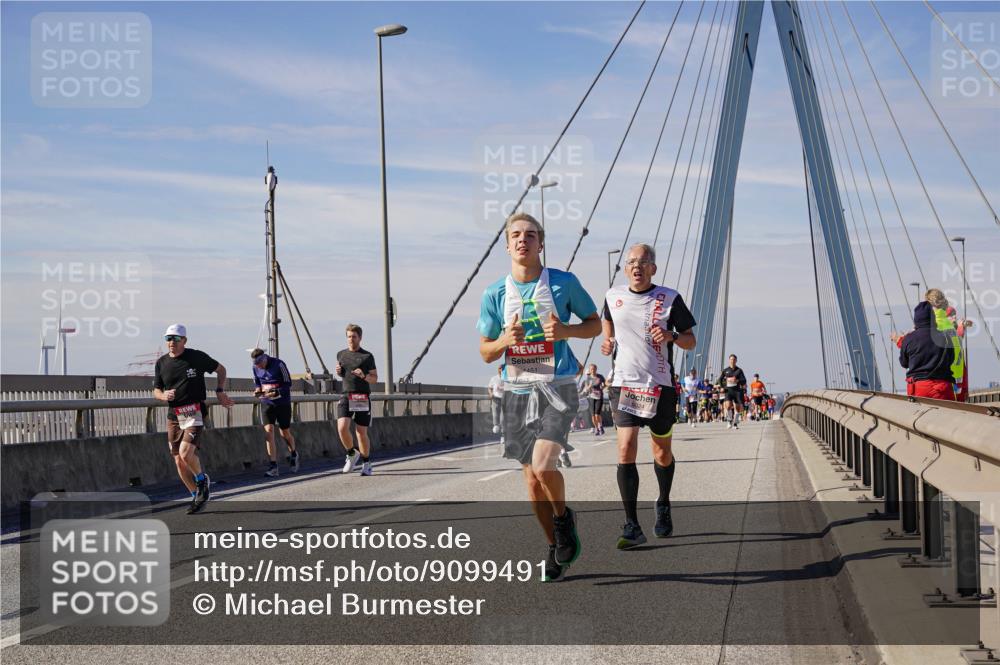 03.10.2025 - Köhlbrandbrückenlauf Michael Burmester http://msf.ph/oto/9099491 03.10.2025 12:45:38 Position 2  meine-sportfotos.de