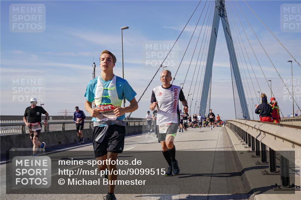03.10.2025 - Köhlbrandbrückenlauf Michael Burmester http://msf.ph/oto/9099515 03.10.2025 12:45:39 Position 2 4451, 6024 meine-sportfotos.de
