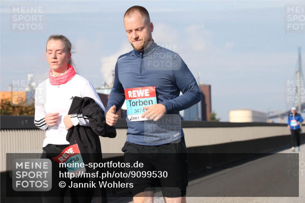 03.10.2025 - Köhlbrandbrückenlauf Jannik Wohlers http://msf.ph/oto/9099530 03.10.2025 10:26:18 Position 3 5, 3474 meine-sportfotos.de