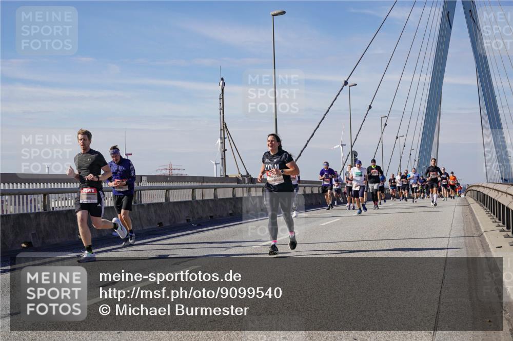 03.10.2025 - Köhlbrandbrückenlauf Michael Burmester http://msf.ph/oto/9099540 03.10.2025 12:45:42 Position 2  meine-sportfotos.de
