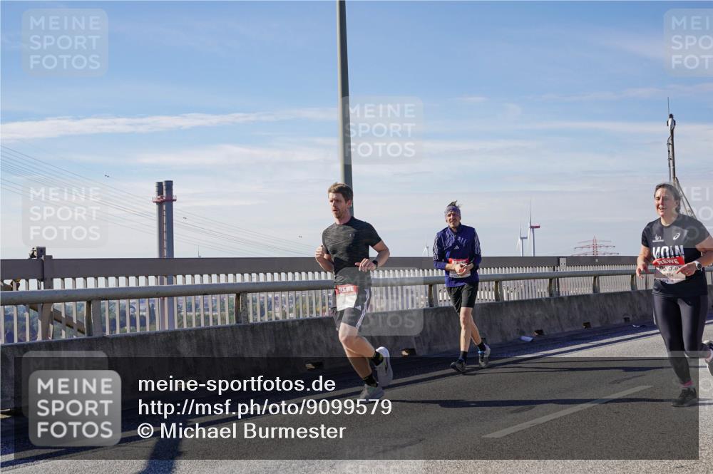 03.10.2025 - Köhlbrandbrückenlauf Michael Burmester http://msf.ph/oto/9099579 03.10.2025 12:45:43 Position 2  meine-sportfotos.de