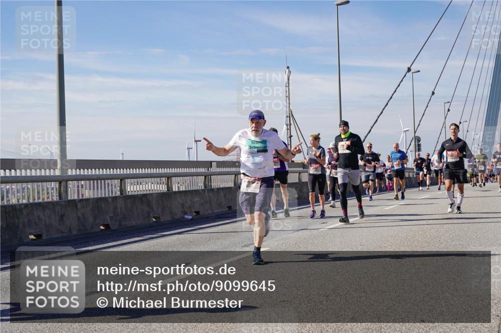 03.10.2025 - Köhlbrandbrückenlauf Michael Burmester http://msf.ph/oto/9099645 03.10.2025 12:45:47 Position 2  meine-sportfotos.de