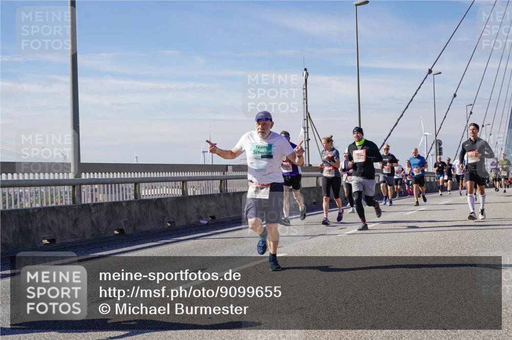 03.10.2025 - Köhlbrandbrückenlauf Michael Burmester http://msf.ph/oto/9099655 03.10.2025 12:45:47 Position 2  meine-sportfotos.de