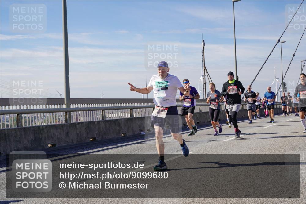 03.10.2025 - Köhlbrandbrückenlauf Michael Burmester http://msf.ph/oto/9099680 03.10.2025 12:45:47 Position 2  meine-sportfotos.de
