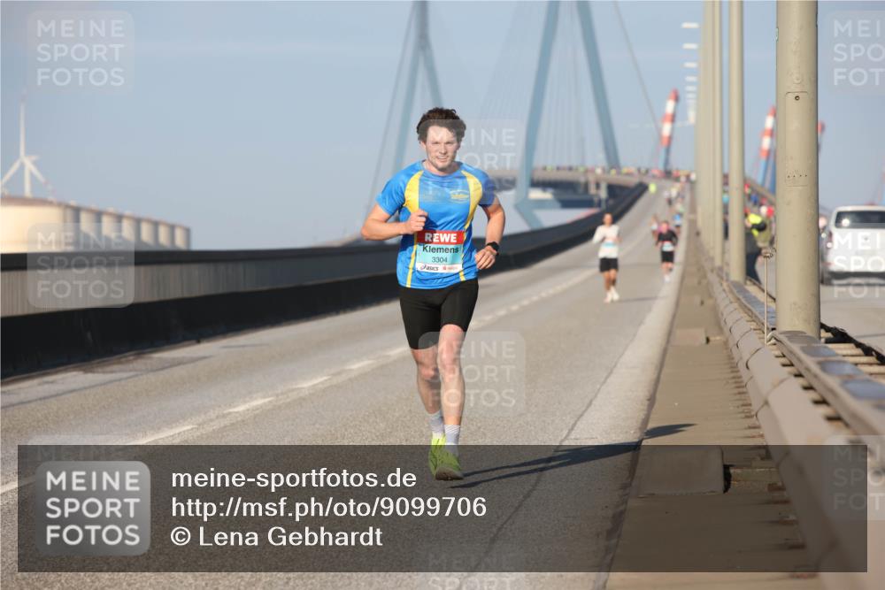 03.10.2025 - Köhlbrandbrückenlauf Lena Gebhardt http://msf.ph/oto/9099706 03.10.2025 09:35:34 Position 2 3304 meine-sportfotos.de