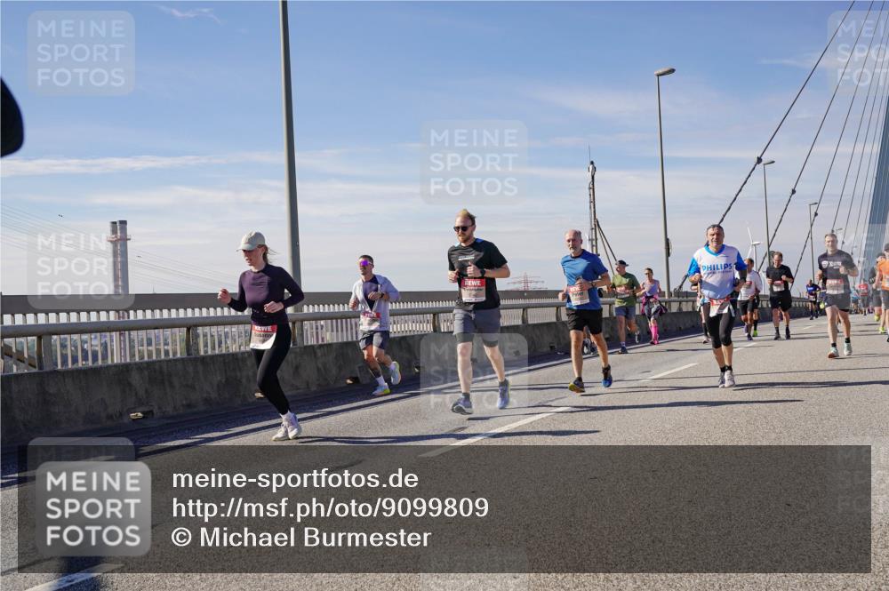 03.10.2025 - Köhlbrandbrückenlauf Michael Burmester http://msf.ph/oto/9099809 03.10.2025 12:45:51 Position 2  meine-sportfotos.de
