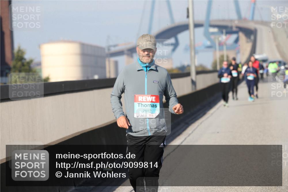 03.10.2025 - Köhlbrandbrückenlauf Jannik Wohlers http://msf.ph/oto/9099814 03.10.2025 10:27:14 Position 3 2692 meine-sportfotos.de