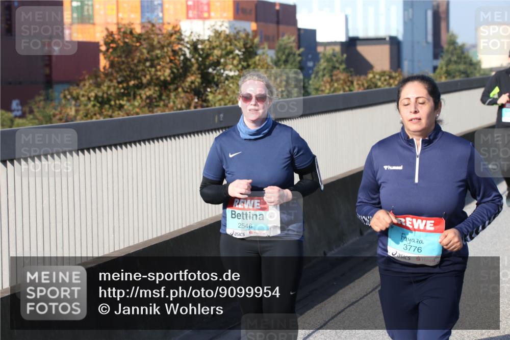 03.10.2025 - Köhlbrandbrückenlauf Jannik Wohlers http://msf.ph/oto/9099954 03.10.2025 10:27:51 Position 3 2546, 3776 meine-sportfotos.de
