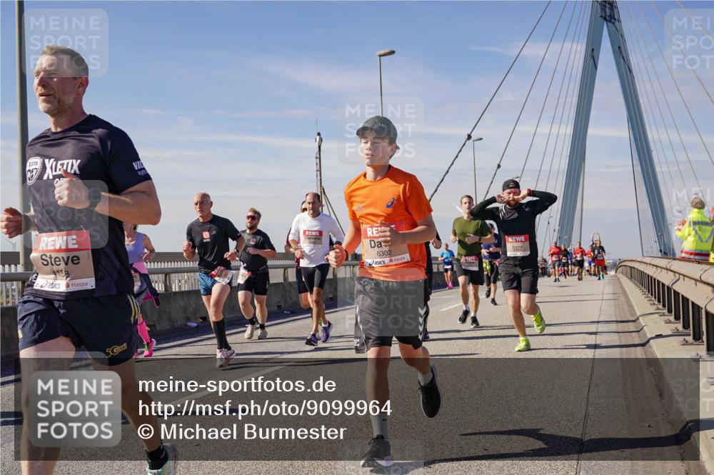 03.10.2025 - Köhlbrandbrückenlauf Michael Burmester http://msf.ph/oto/9099964 03.10.2025 12:45:56 Position 2 4158, 6302 meine-sportfotos.de