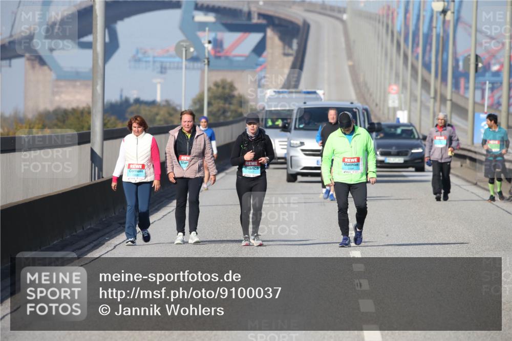 03.10.2025 - Köhlbrandbrückenlauf Jannik Wohlers http://msf.ph/oto/9100037 03.10.2025 10:28:22 Position 3  meine-sportfotos.de