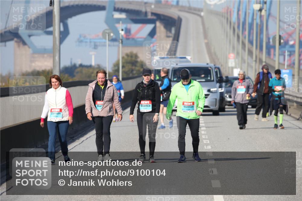 03.10.2025 - Köhlbrandbrückenlauf Jannik Wohlers http://msf.ph/oto/9100104 03.10.2025 10:28:28 Position 3 1241 meine-sportfotos.de