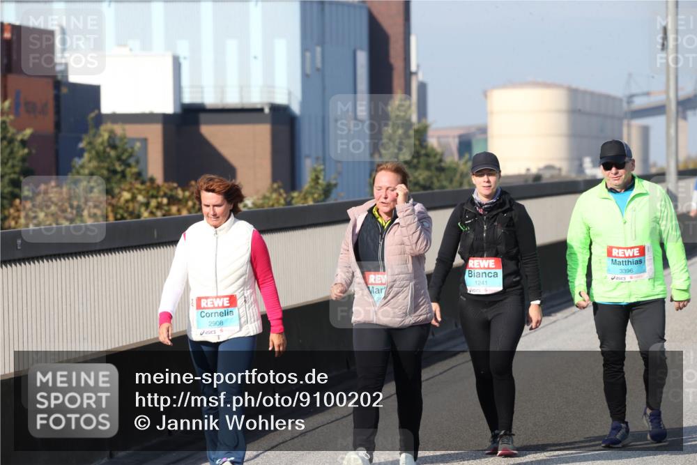 03.10.2025 - Köhlbrandbrückenlauf Jannik Wohlers http://msf.ph/oto/9100202 03.10.2025 10:28:46 Position 3 2908, 1241, 3396 meine-sportfotos.de