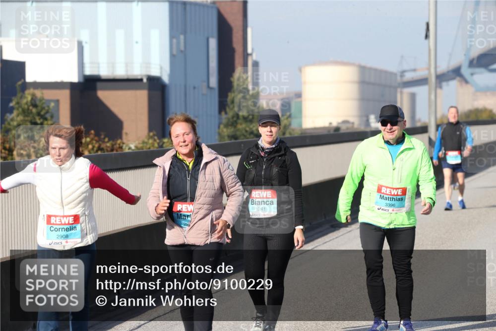 03.10.2025 - Köhlbrandbrückenlauf Jannik Wohlers http://msf.ph/oto/9100229 03.10.2025 10:28:47 Position 3 2908, 29, 1241, 3396 meine-sportfotos.de