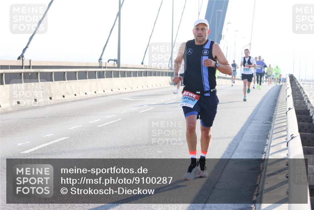 03.10.2025 - Köhlbrandbrückenlauf Strokosch-Dieckow http://msf.ph/oto/9100287 03.10.2025 09:18:34 Position 1 3463 meine-sportfotos.de