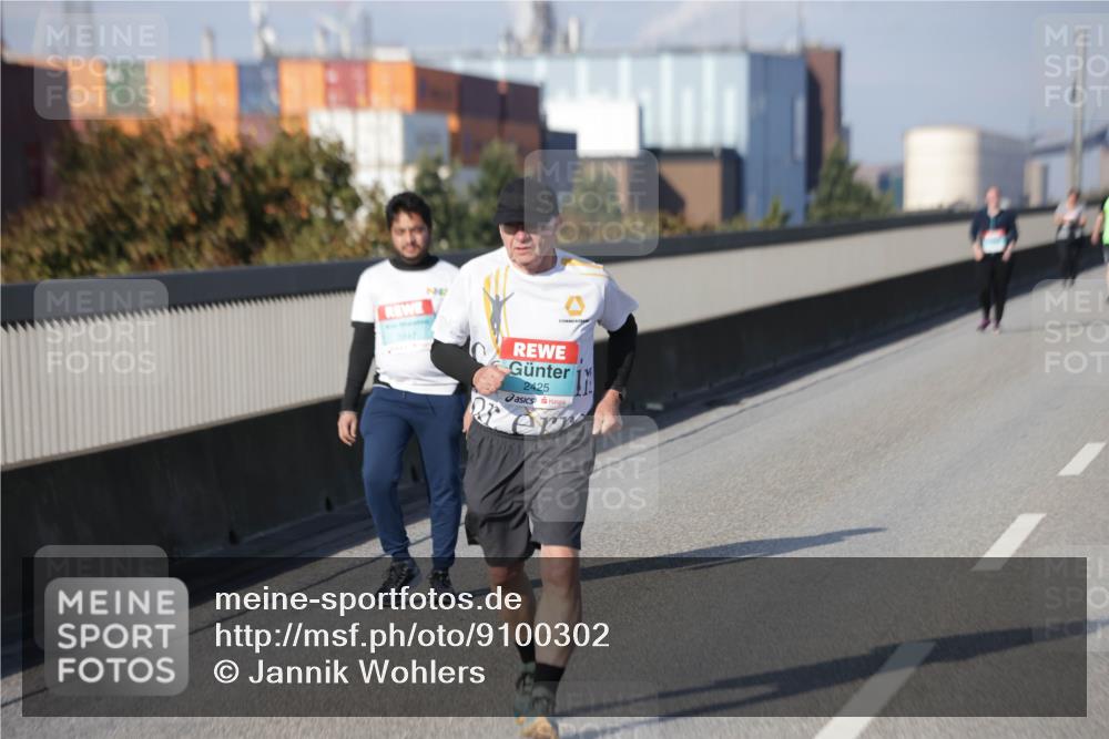 03.10.2025 - Köhlbrandbrückenlauf Jannik Wohlers http://msf.ph/oto/9100302 03.10.2025 10:20:55 Position 3 2425 meine-sportfotos.de